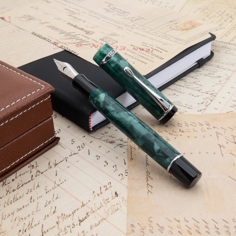 Conklin Duragraph Forest Green Fountain Pen